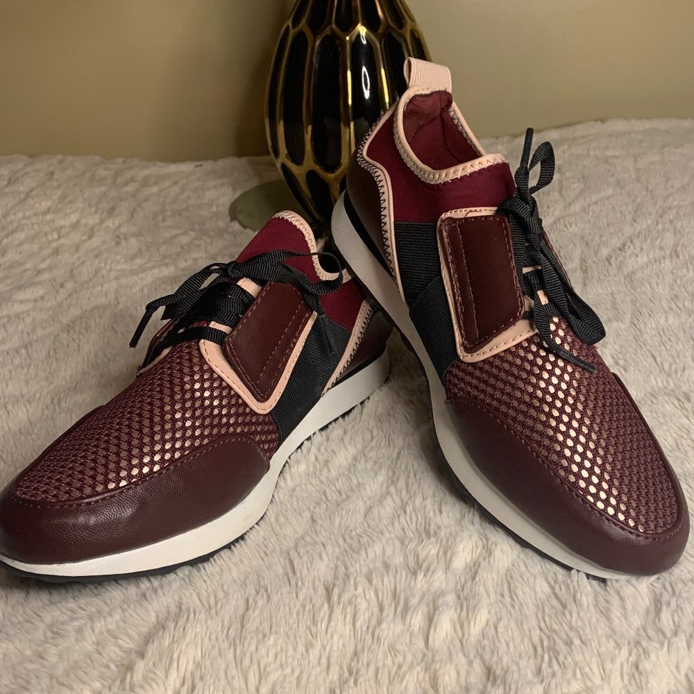 Women Sneakers